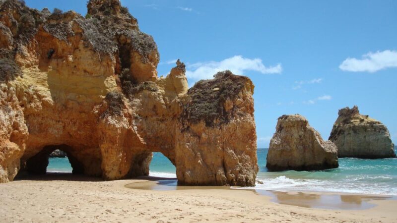 Amazing Algarve: Perfect Properties in ‘Europe’s Leading Beach Destination’