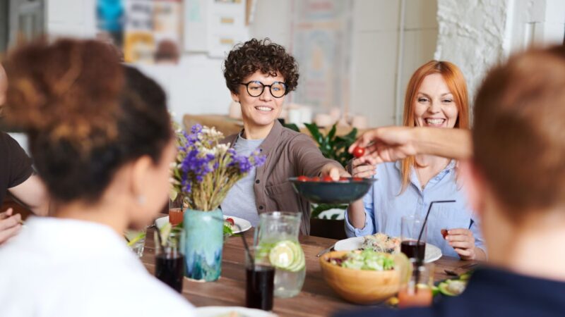 House guest etiquette revealed ahead of Christmas party season