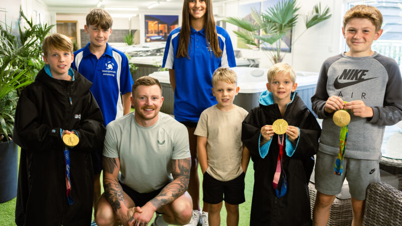 Junior Swimmers Meet Their Sporting Hero