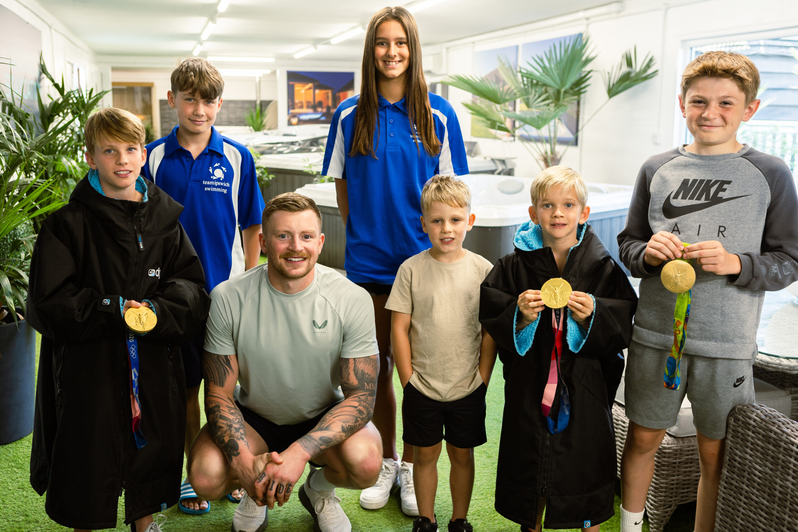 Junior Swimmers Meet Their Sporting Hero