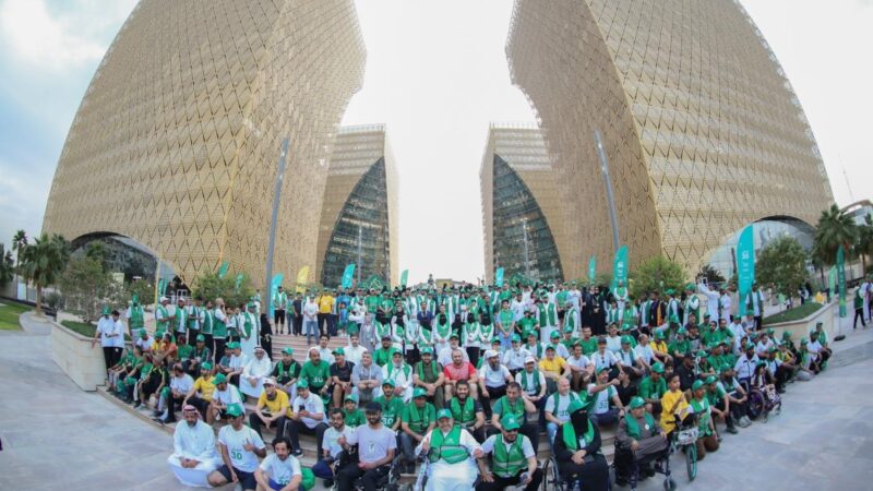 Thousands of Saudis walk the talk in the #walk30 initiative