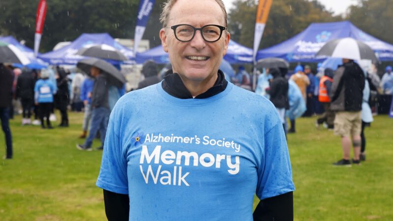 Hundreds go the extra mile at Alzheimer’s Society’s Leicester Memory Walk