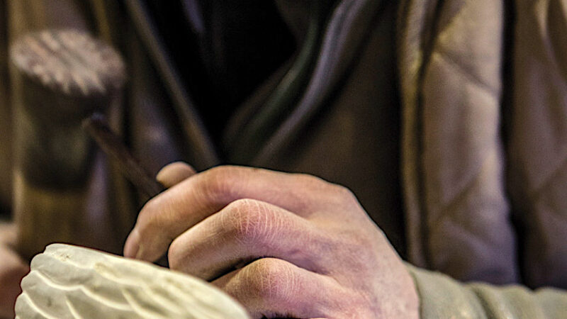 Expert sculptor Nicolas Moreton to run stone carving course in rural Leicestershire