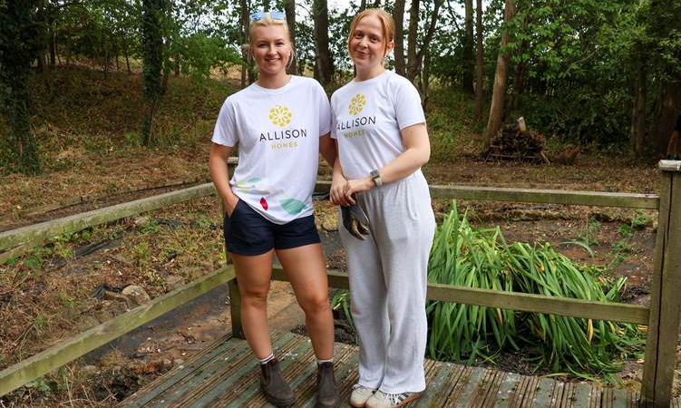 Allison Homes East Midlands helps transform outdoor learning space at Melton Mowbray school