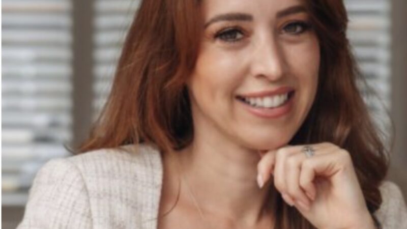 Forget eye contact, this is the real sign someone’s lying, says psychologist