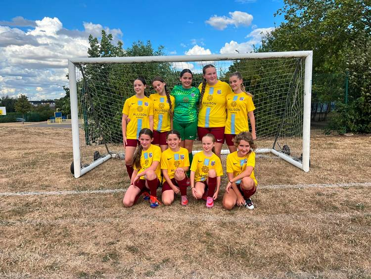 Allison Homes East Midlands backs next generation of footballers with Cotgrave Girls U12 sponsorship